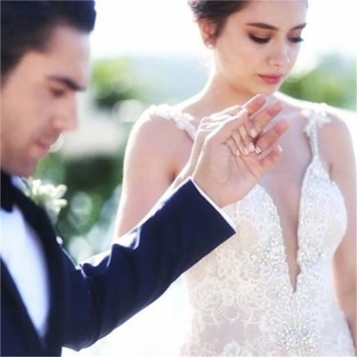 Neslihan Atagül ve Kadir Doğulu evlendi