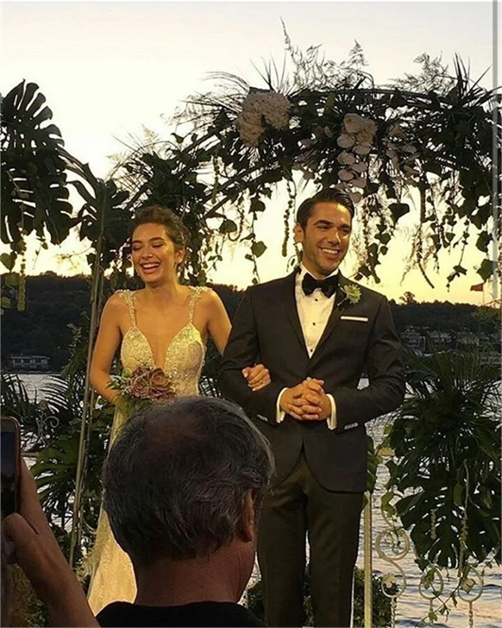 Neslihan Atagül ve Kadir Doğulu evlendi