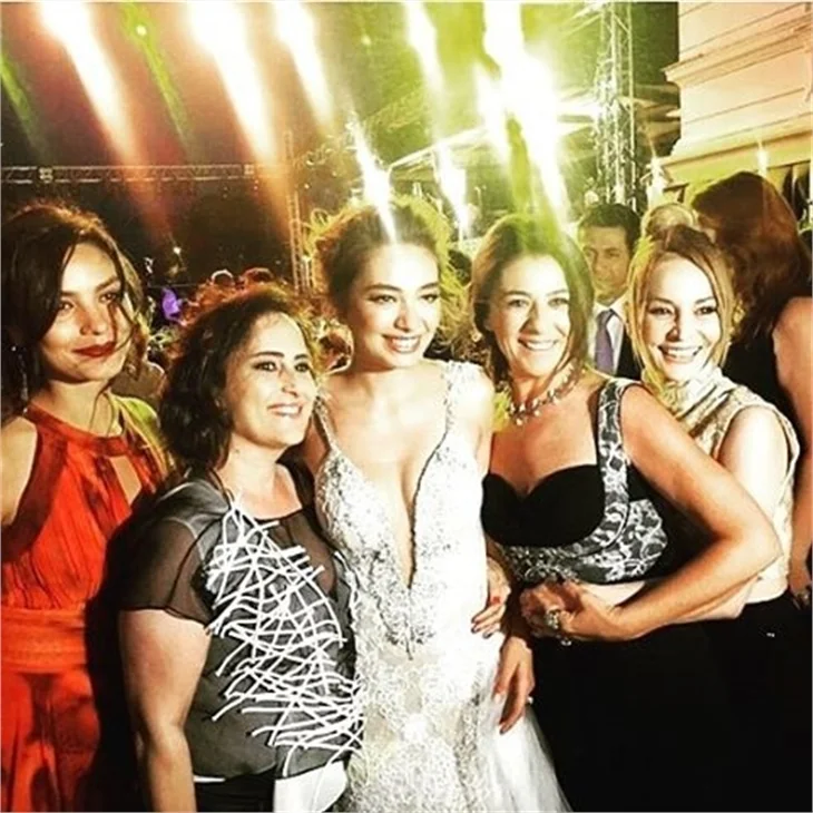 Neslihan Atagül ve Kadir Doğulu evlendi