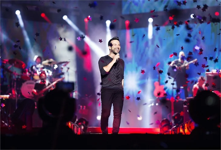 Tarkan, Antalya'yı salladı!