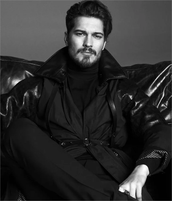 Çağatay Ulusoy Amerika'dan döndü