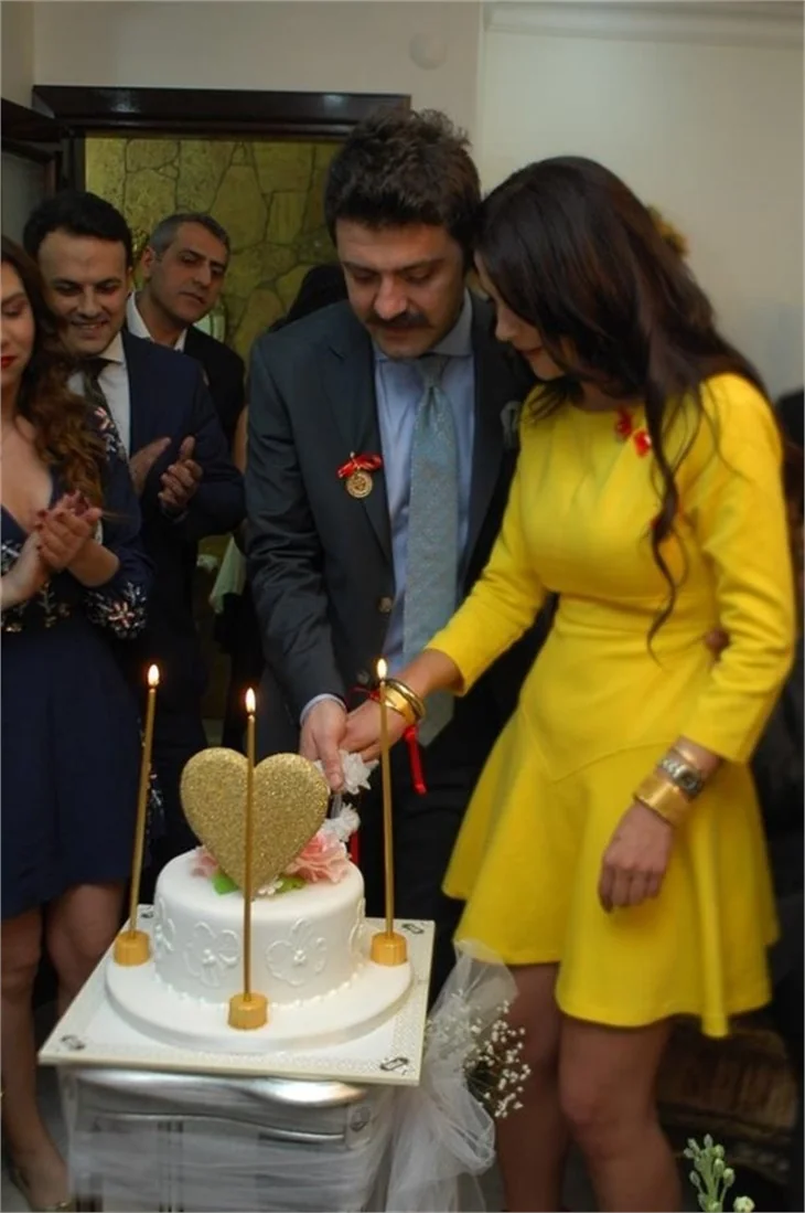 Şahin Irmak ile Asena Tuğal'ın düğünü ertelendi