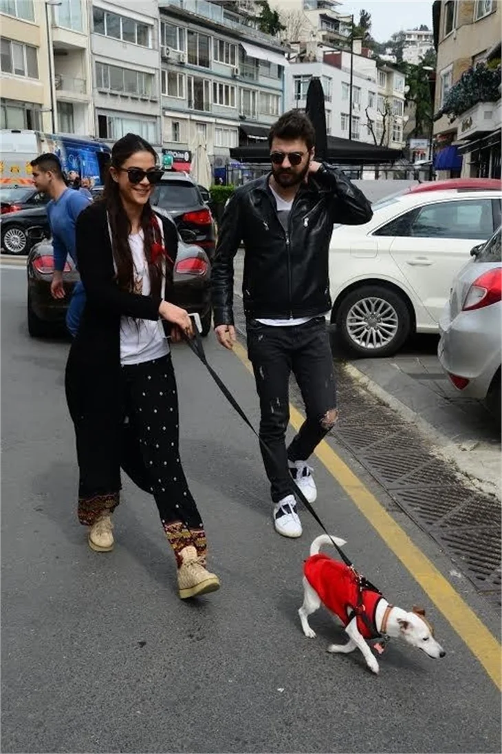 Şahin Irmak ile Asena Tuğal'ın düğünü ertelendi