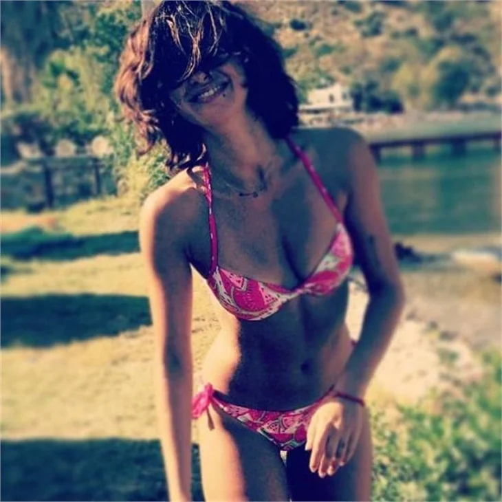 Nesrin Cavadzade'nin Instagram'ını hack'lediler