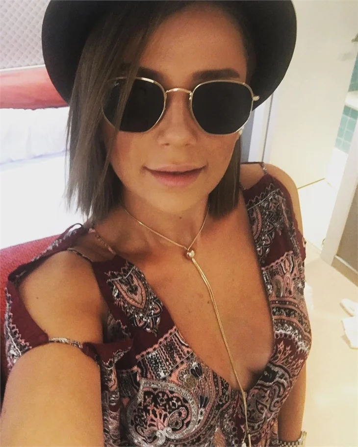 Ünlülerin tatil pozları