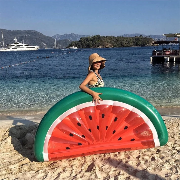 Ünlülerin tatil pozları