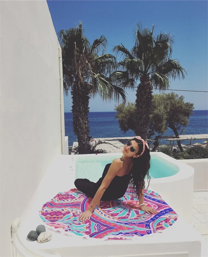 Ünlülerin tatil pozları