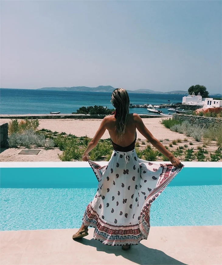Ünlülerin tatil pozları