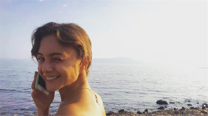 Ünlülerin tatil pozları