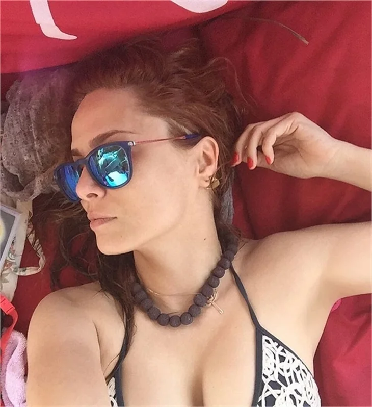 Ünlülerin tatil pozları