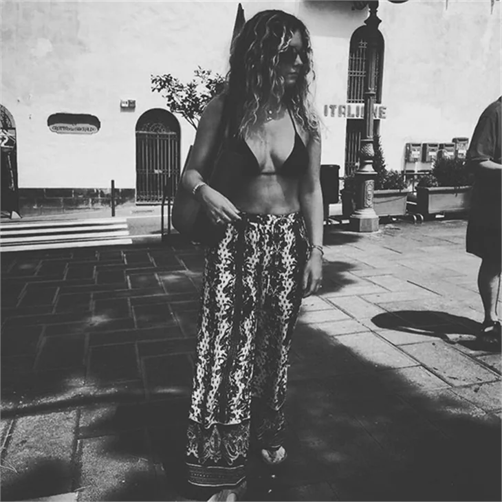 Ünlülerin tatil pozları