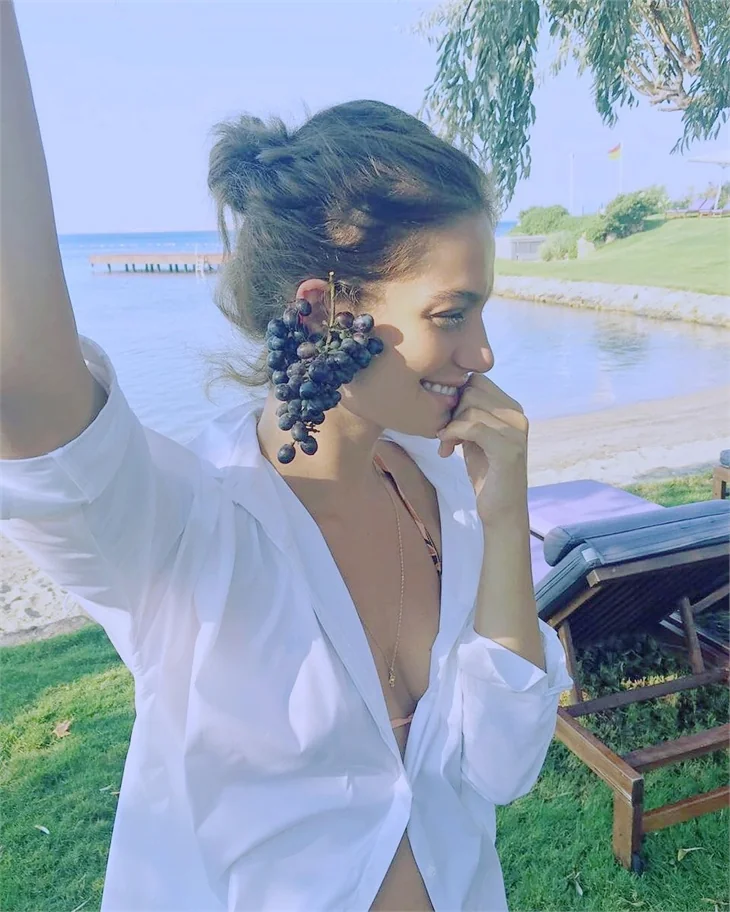 Ünlülerin tatil pozları