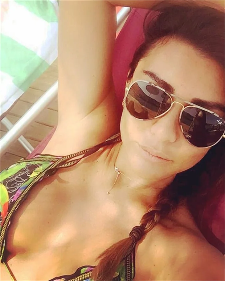 Ünlülerin tatil pozları
