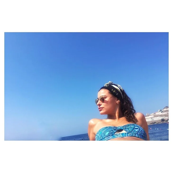 Ünlülerin tatil pozları