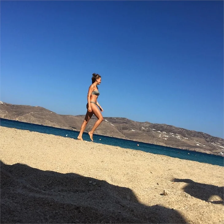 Ünlülerin tatil pozları