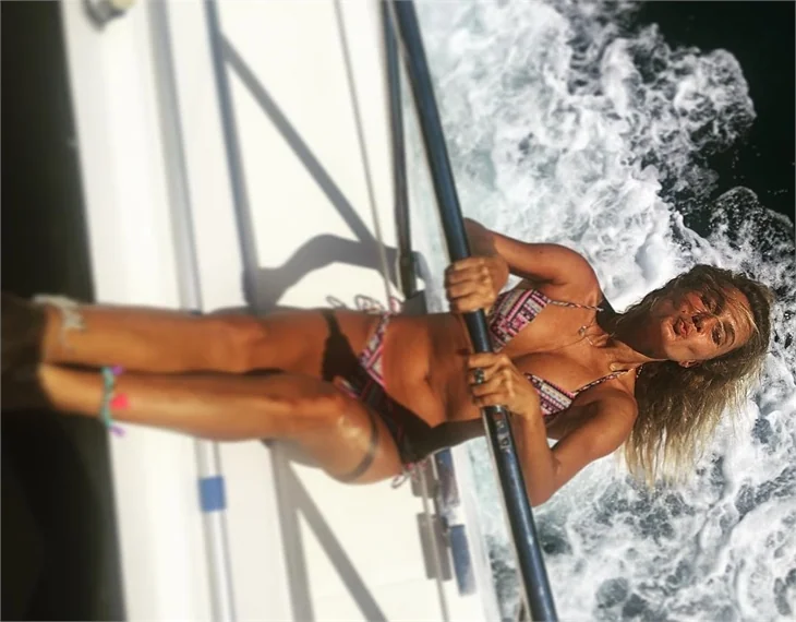 Ünlülerin tatil pozları