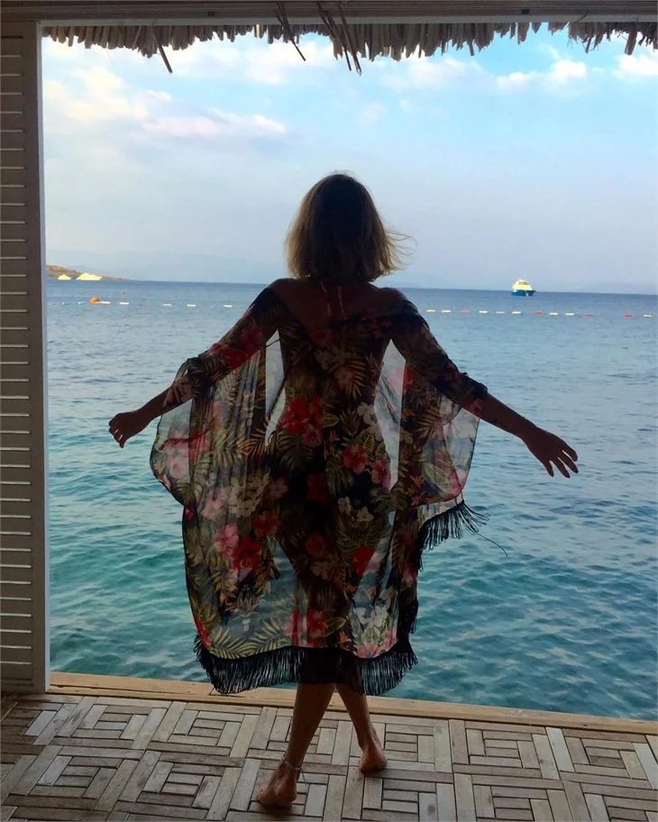 Ünlülerin tatil pozları