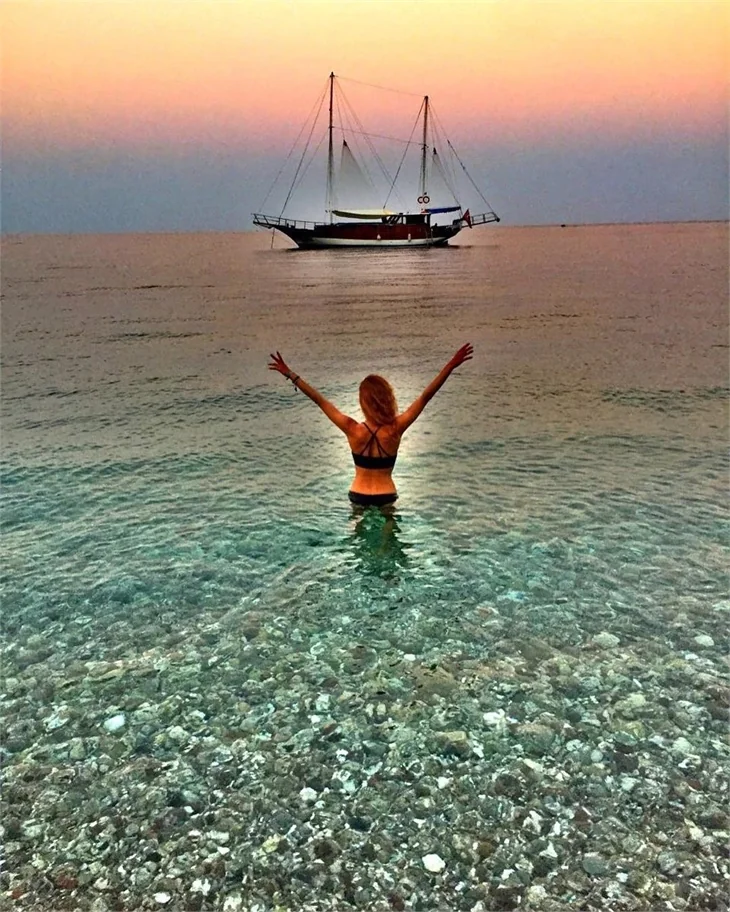 Ünlülerin tatil pozları