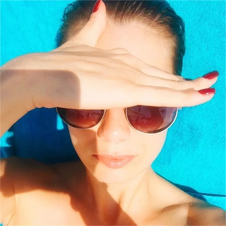 Ünlülerin tatil pozları