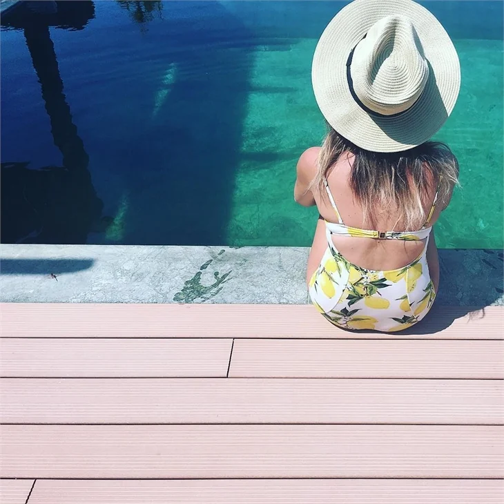 Ünlülerin tatil pozları
