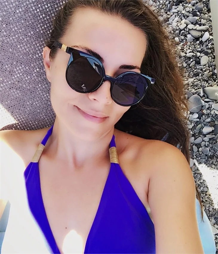 Ünlülerin tatil pozları