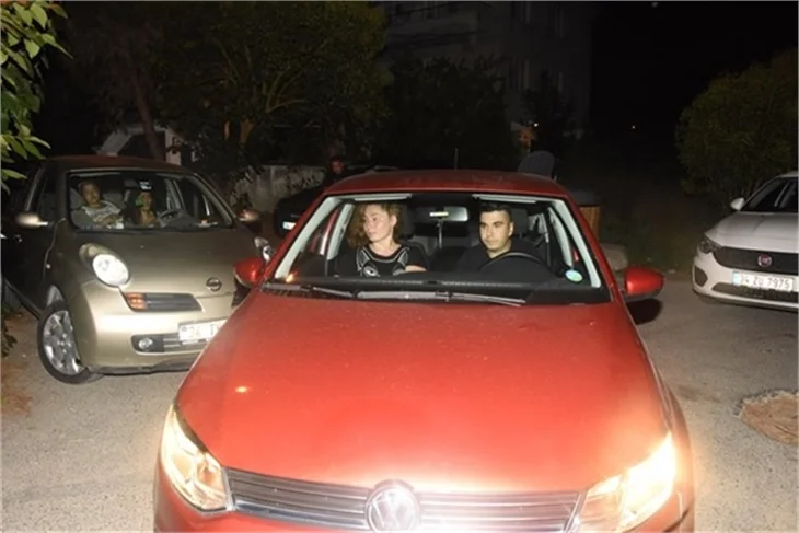 Sezen Aksu'ya sürpriz parti