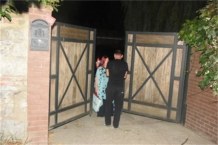 Sezen Aksu'ya sürpriz parti