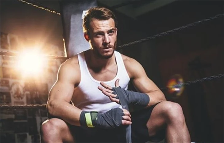 Kerem Bürsin'in dizisi ertelendi