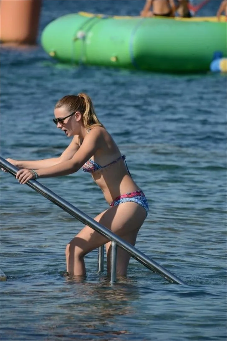 Gizem Karaca'nın sürprizi var!