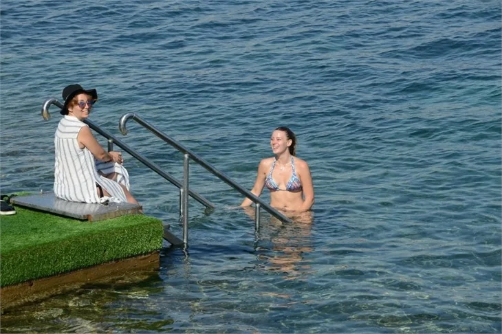Gizem Karaca'nın sürprizi var!
