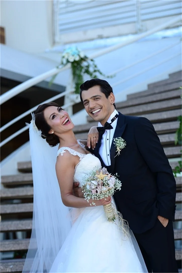 Kiralık Aşk'ın Serdar'ı evlendi!