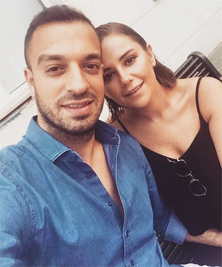 Merve Özbey, sevgilisi Murat Binici’yle İspanya’da