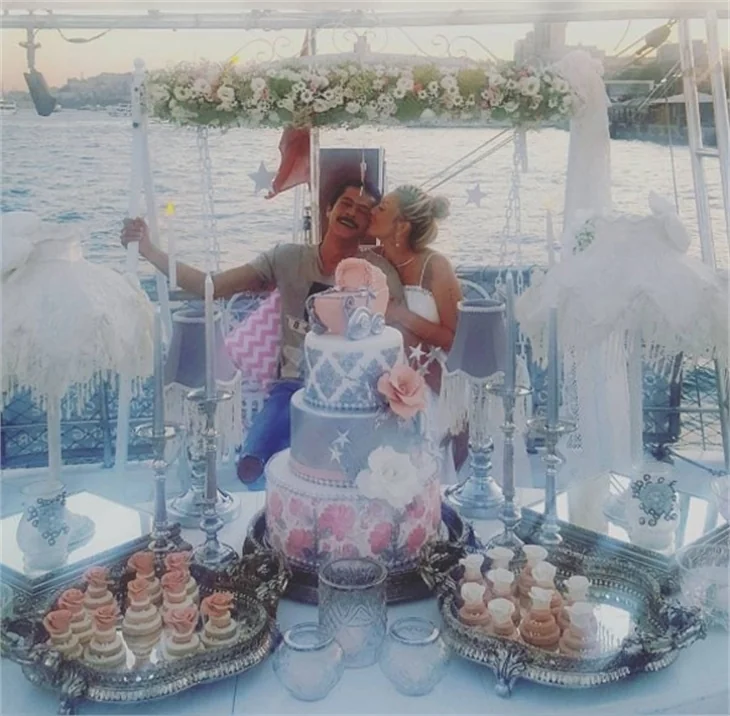 İsmail Hacıoğlu ve Duygu Kaya'dan baby shower partisi