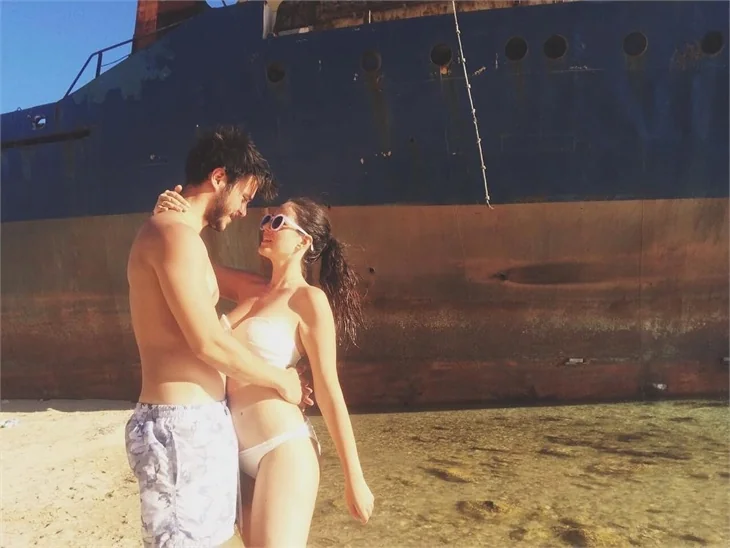 Pelin Akil ve Anıl Altan tatilde