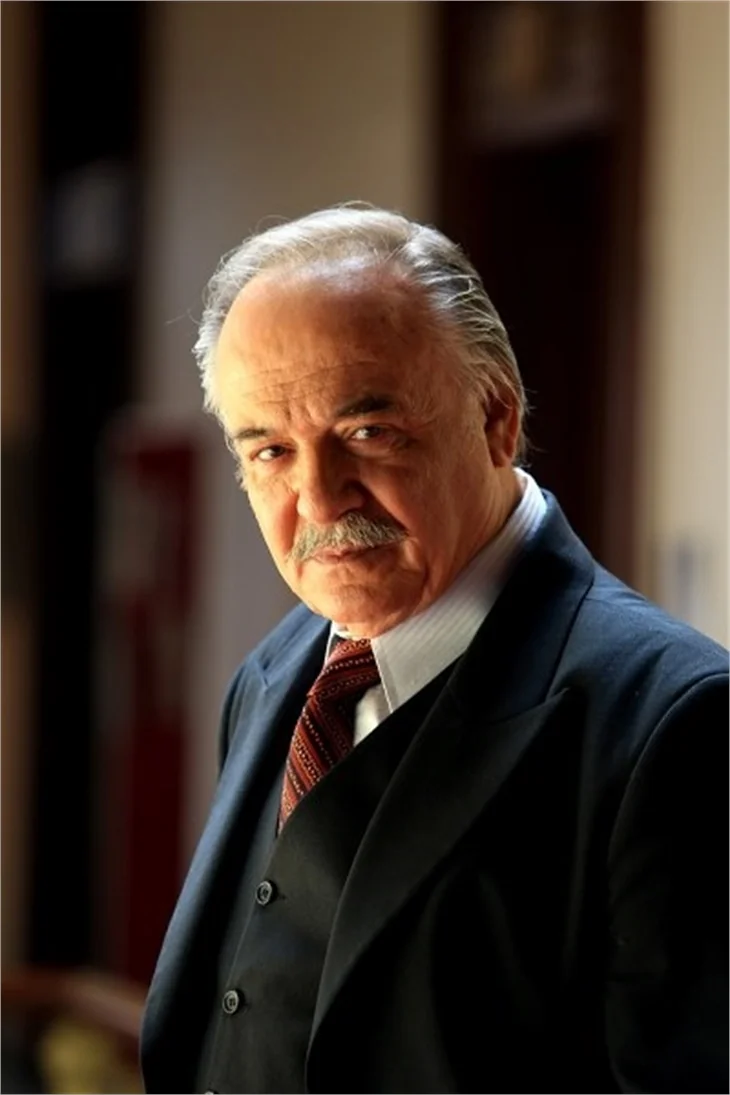Çağatay Ulusoy'a sürpriz rol arkadaşı!