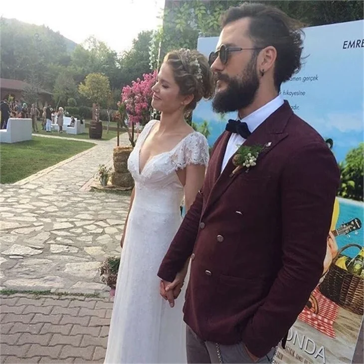 Burcu Biricik ve Emre Yetkin evlendi