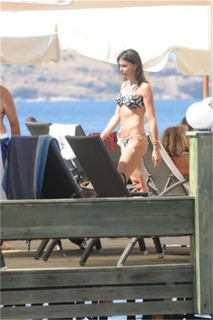Hande Ataizi'den ikinci çocuk müjdesi!
