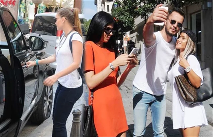Aslı Enver, Murat Boz'u yalnız bıraktı