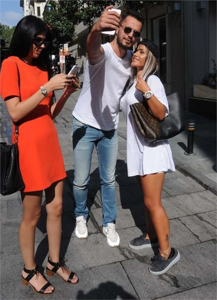 Aslı Enver, Murat Boz'u yalnız bıraktı