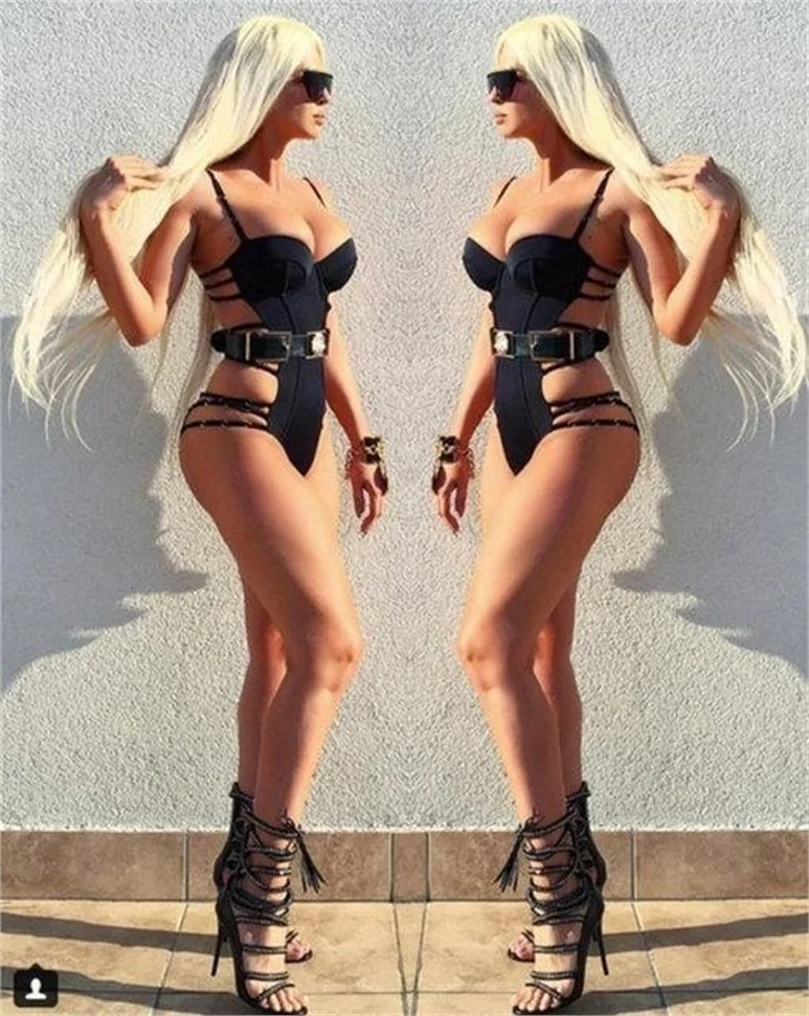 Jelena Karleusa'dan sütyenli paylaşım