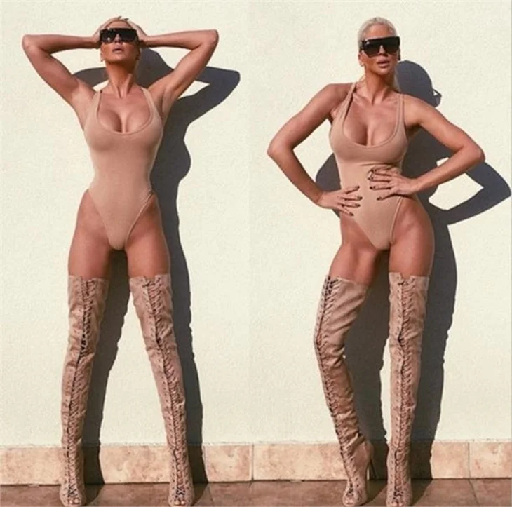 Jelena Karleusa'dan sütyenli paylaşım