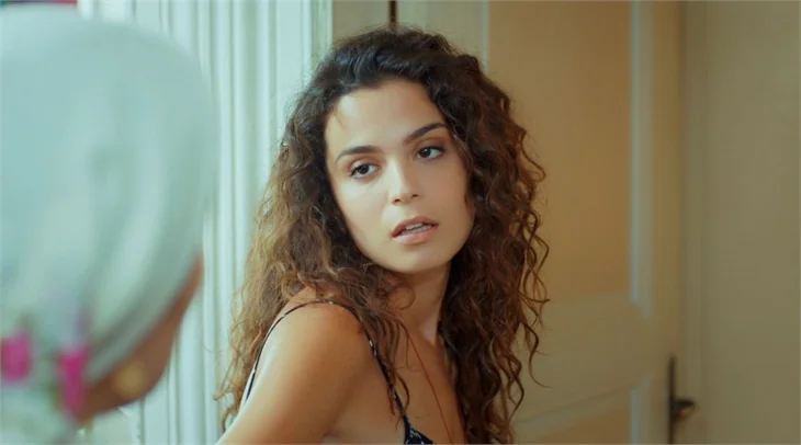 Gülümse Yeter 4. yeni bölümde gönül işleri karışıyor!