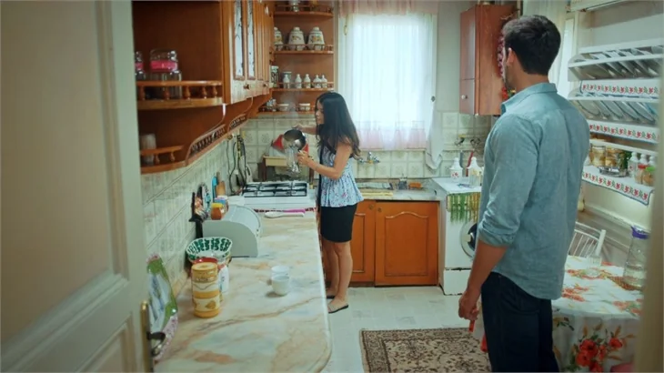 Gülümse Yeter 4. yeni bölümde gönül işleri karışıyor!