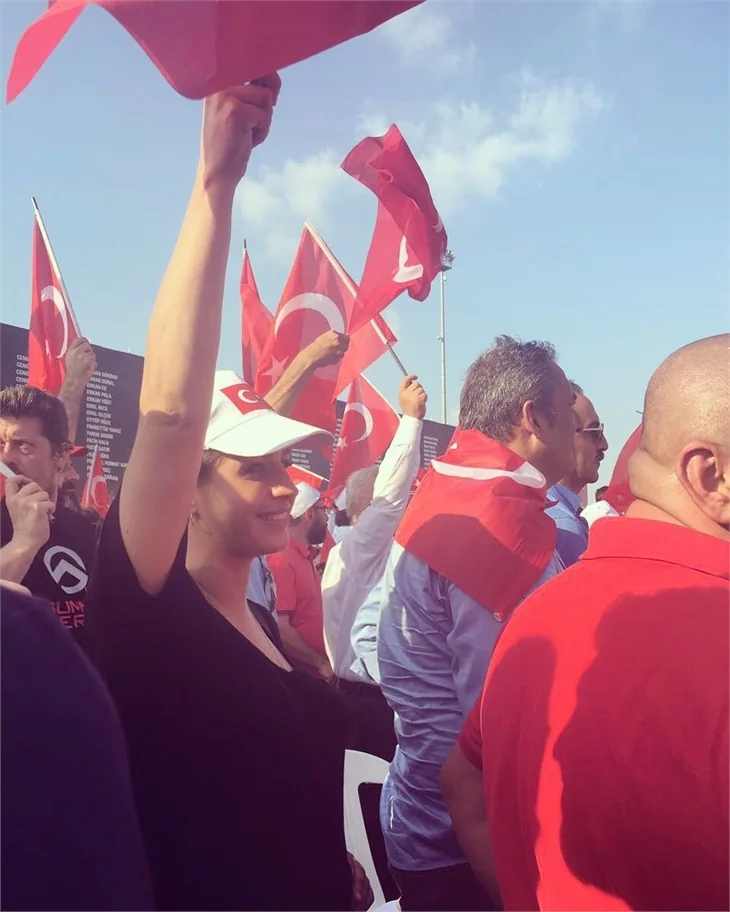 Ünlü isimler Yenikapı'ya akın etti!