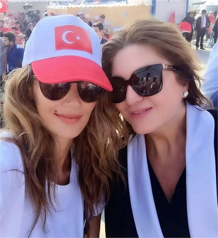 Ünlü isimler Yenikapı'ya akın etti!