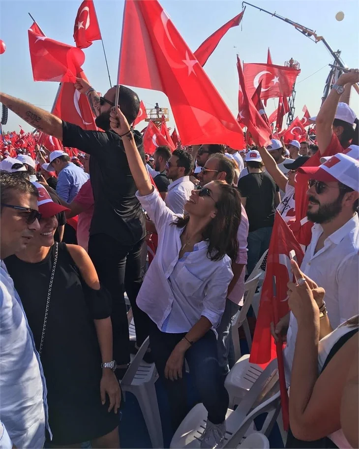 Ünlü isimler Yenikapı'ya akın etti!