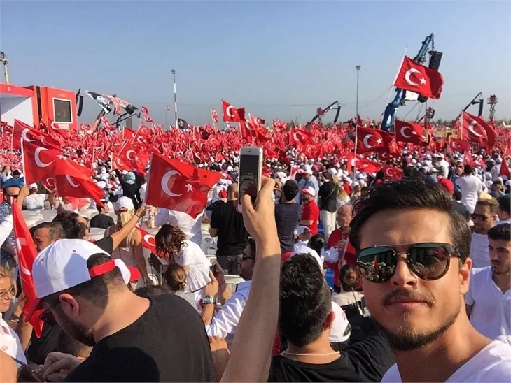 Ünlü isimler Yenikapı'ya akın etti!