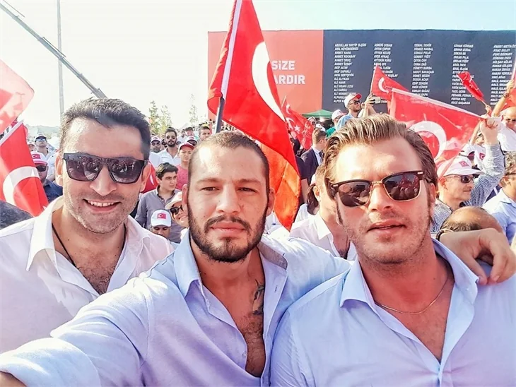Ünlü isimler Yenikapı'ya akın etti!