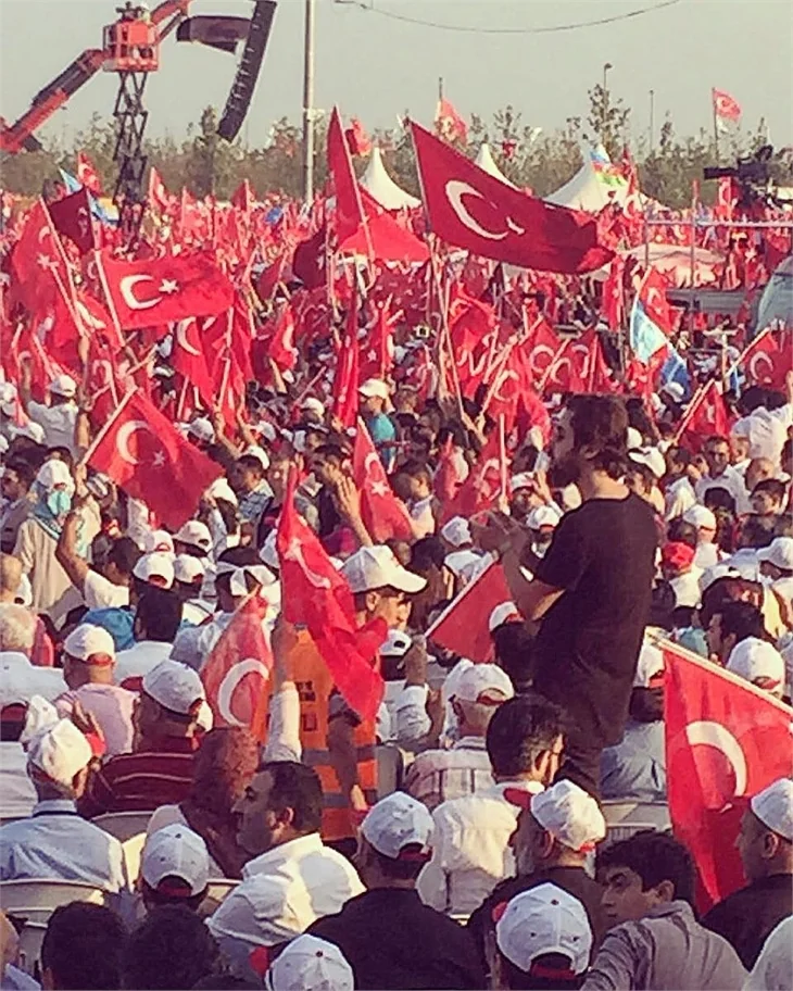 Ünlü isimler Yenikapı'ya akın etti!