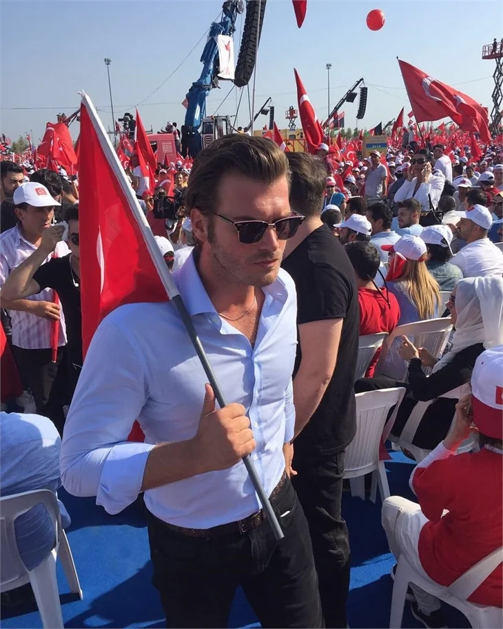 Ünlü isimler Yenikapı'ya akın etti!
